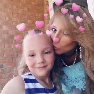 Meet your Posher, Michele